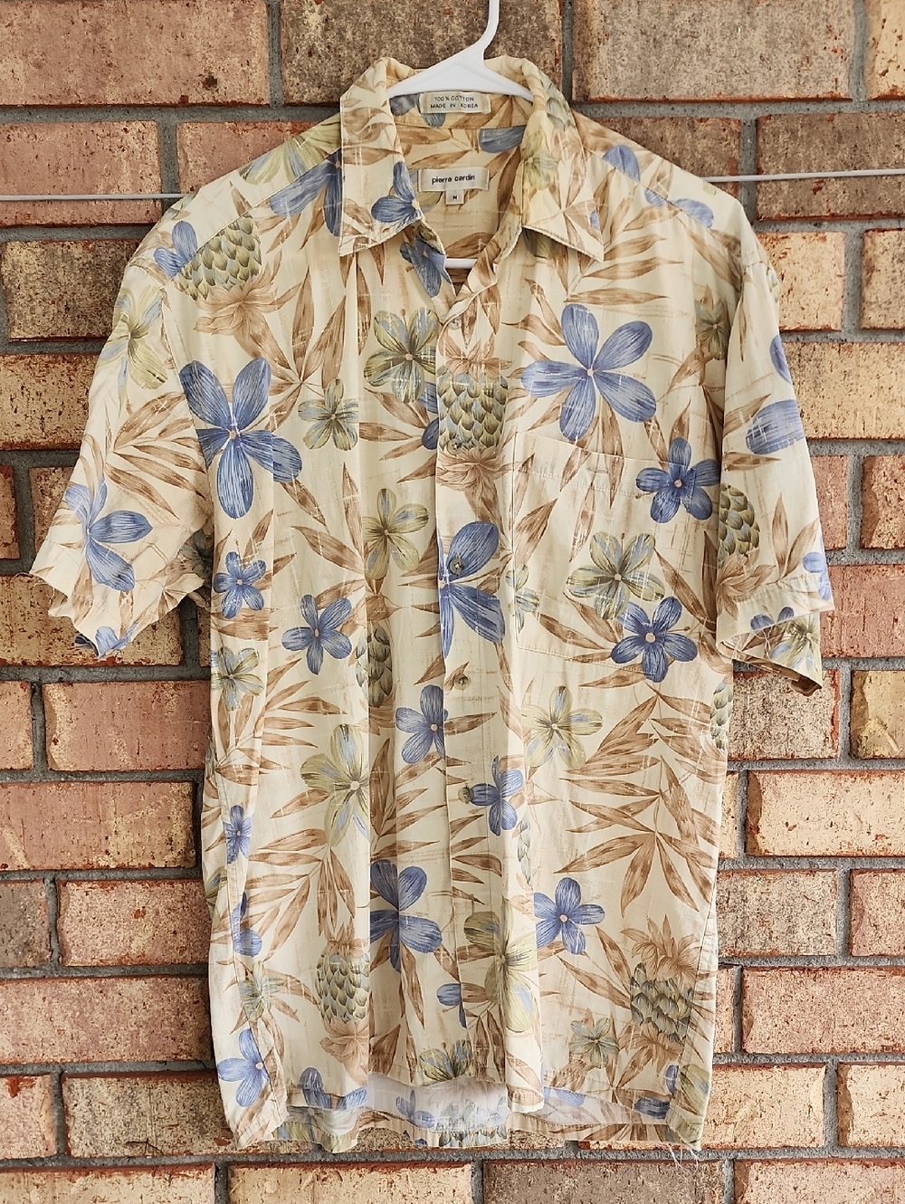 Pierre Cardin Size Medium Beige Floral Short-Sleeve Camp Shirt